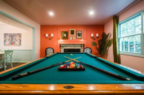 Sleeps 18 Island Home on Acre Hidden Speakeasy